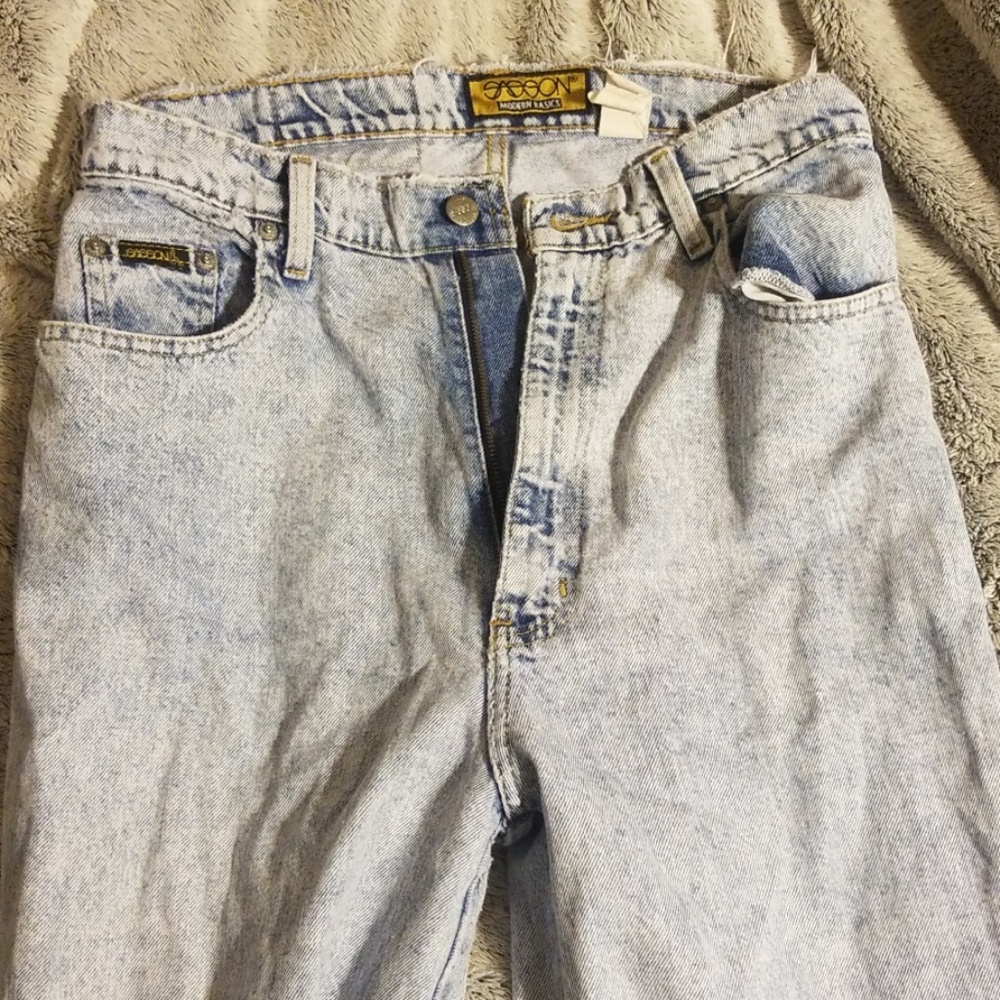 Vintage acid wash high waisted jeans
